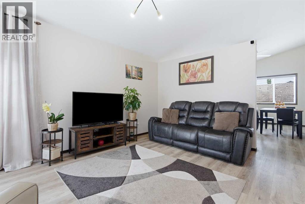 136 Lanterman Close — photo 9