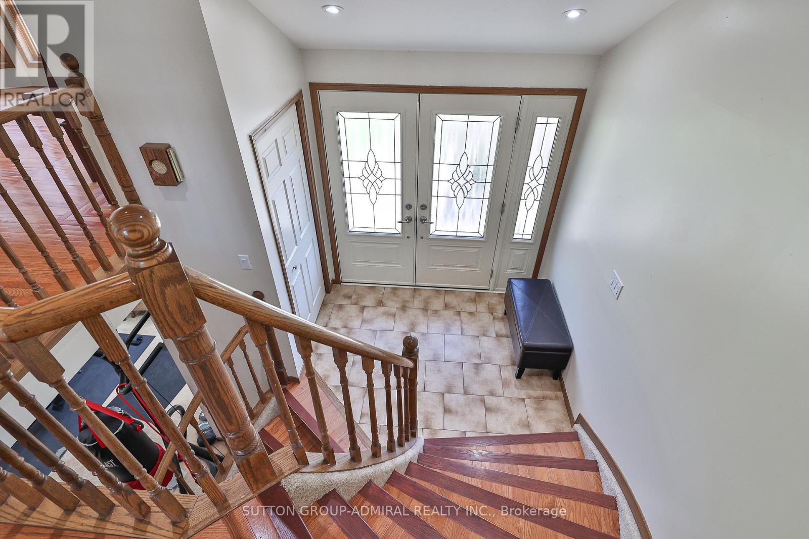 182 BAYSHORE DRIVE - 10