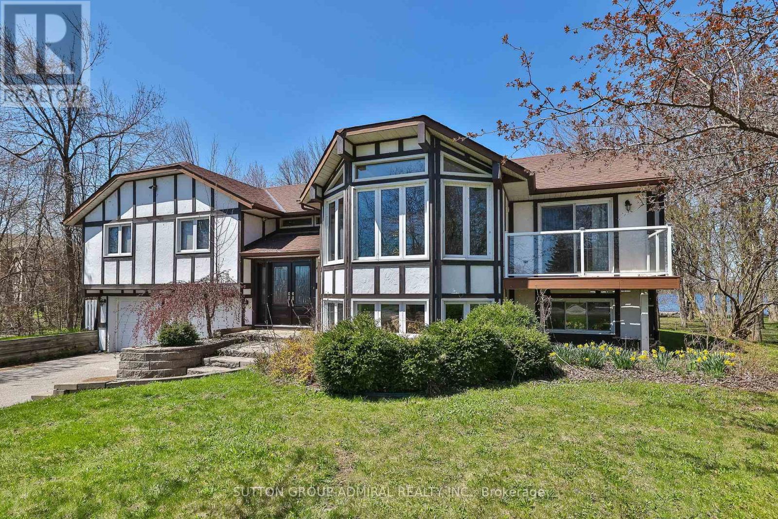 182 BAYSHORE DRIVE - 4