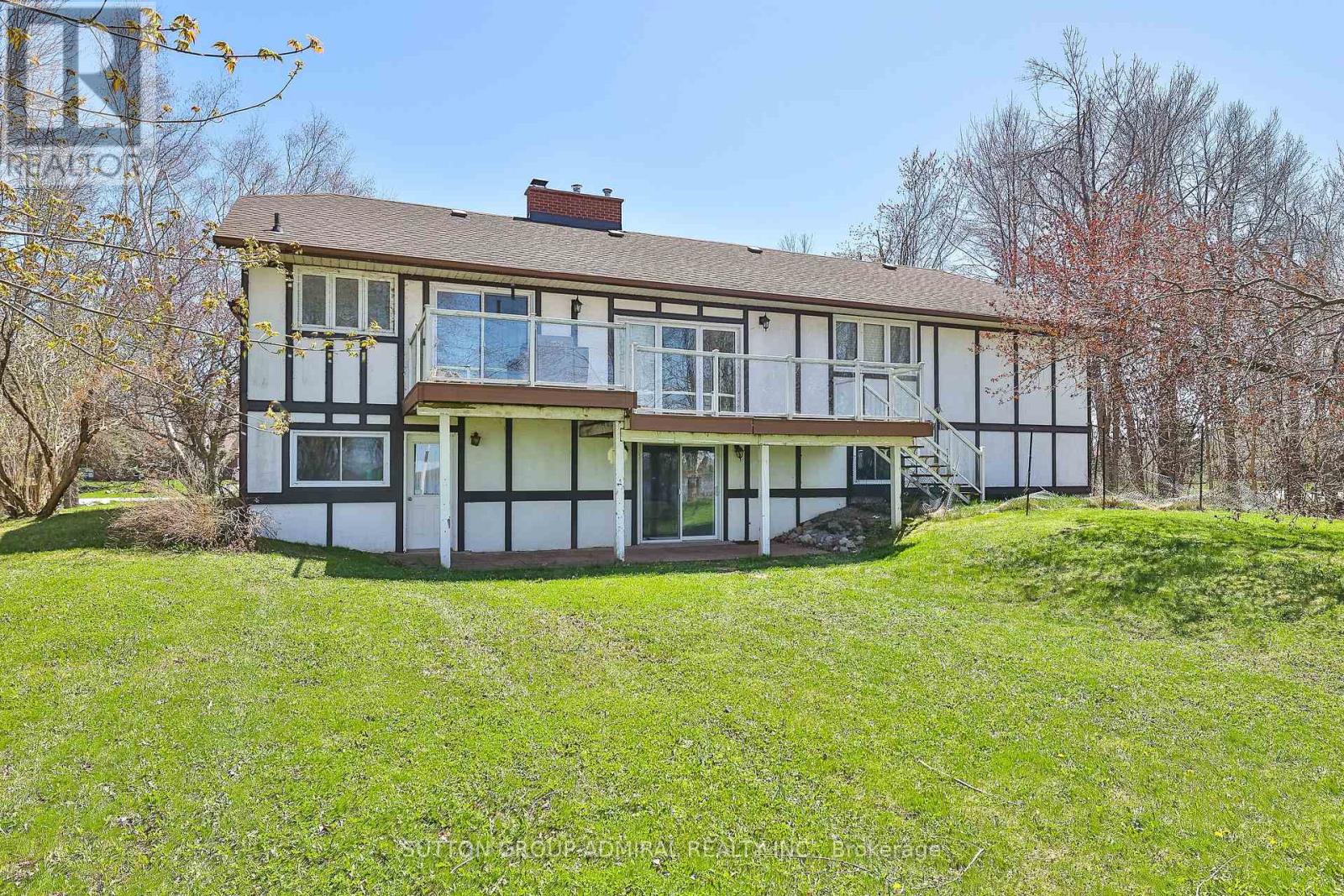 182 BAYSHORE DRIVE - 5