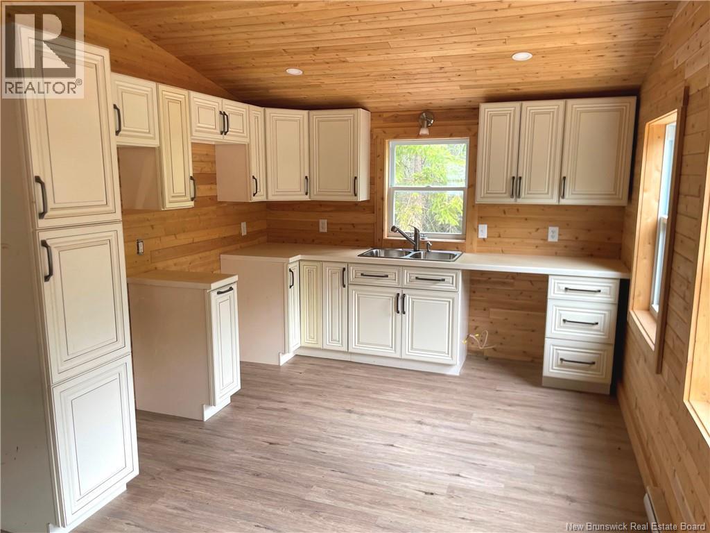 20 Teed Road - 6