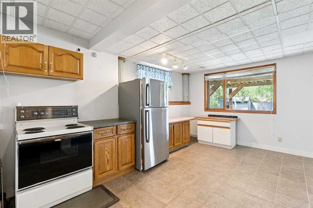 733 Edgebank Place NW — photo 37