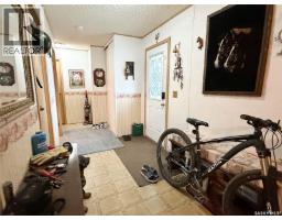 Living room - 501 7th Avenue E, Meadow Lake, SK S9X1X9 Photo 6