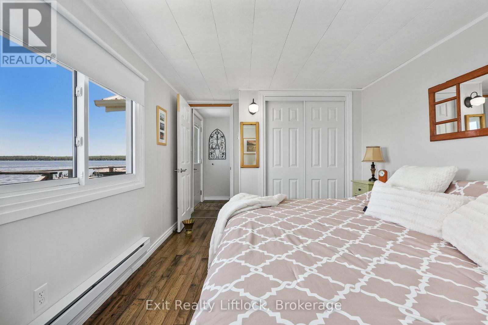 23 MANOR ROAD - 28