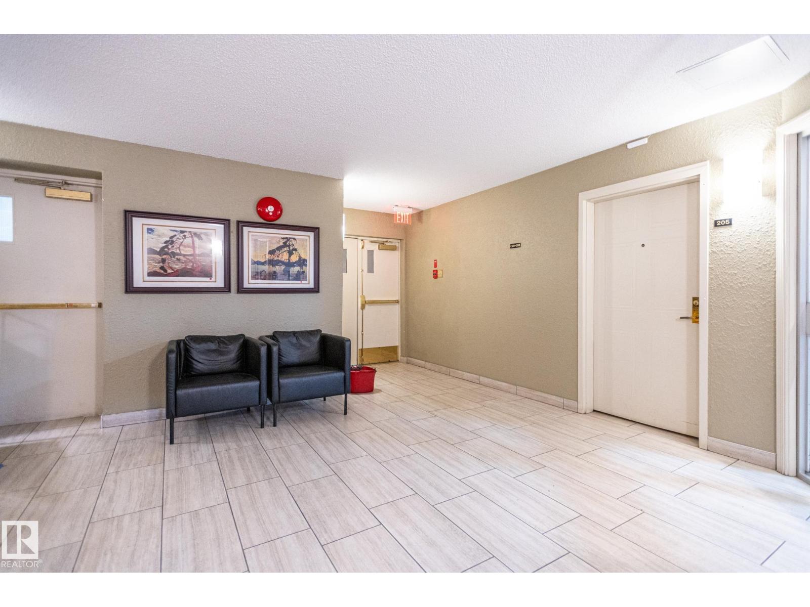 #414 3 PERRON ST — photo 11