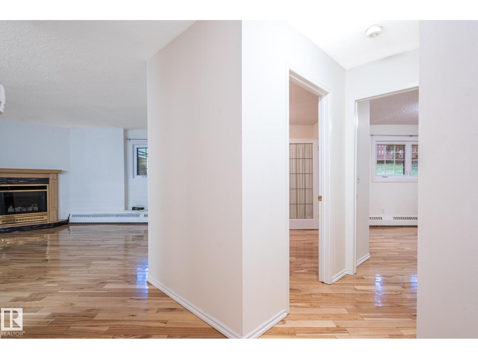 #414 3 PERRON ST — photo 17