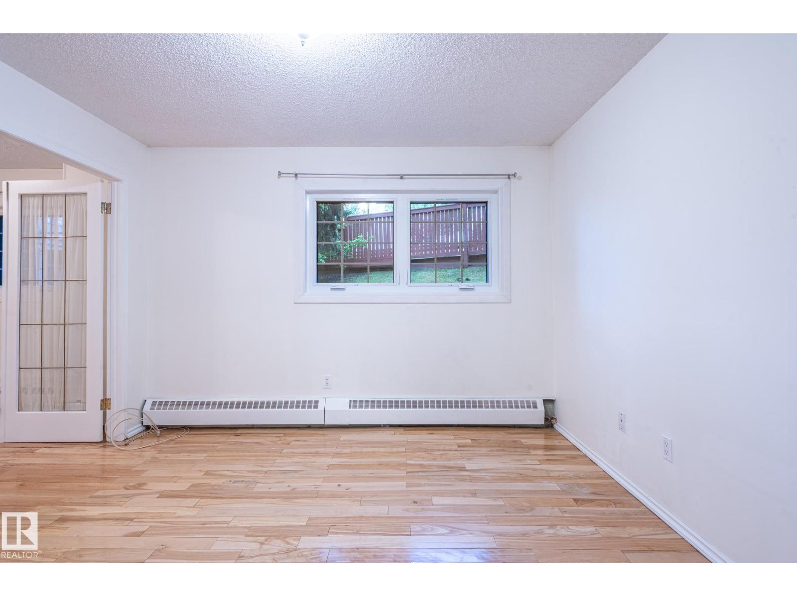 #414 3 PERRON ST — photo 28