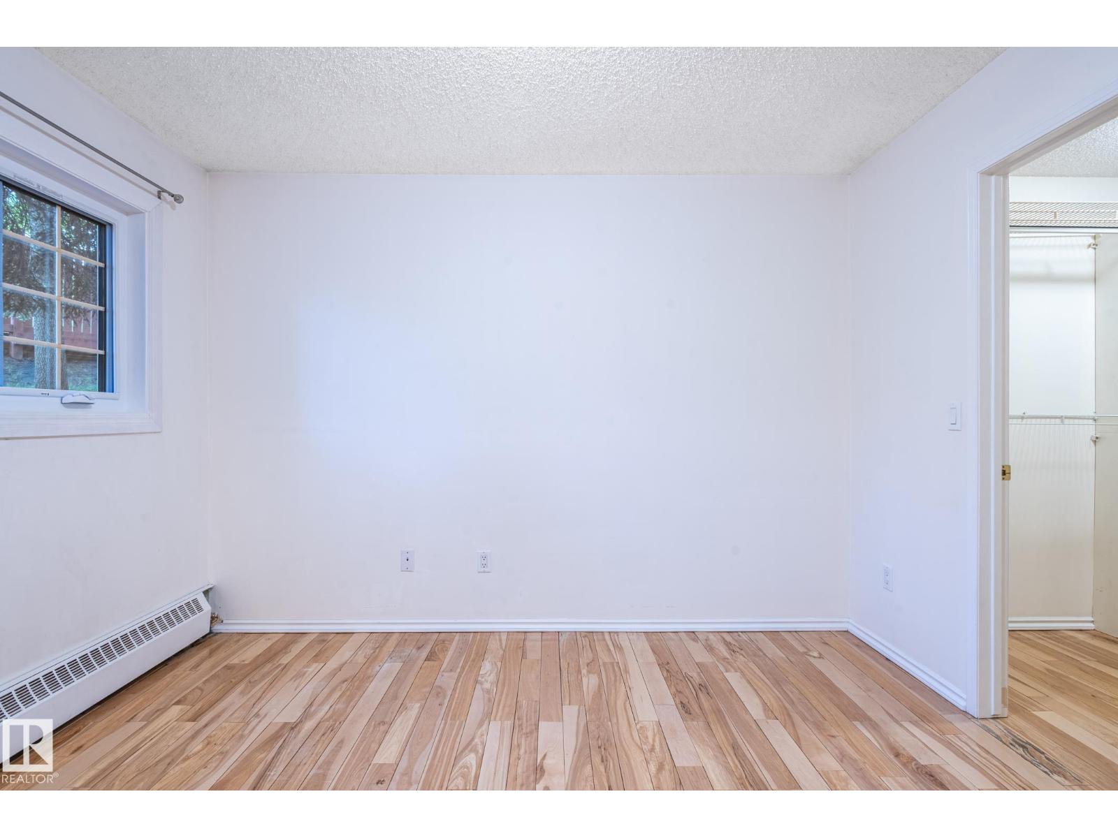 #414 3 PERRON ST — photo 29