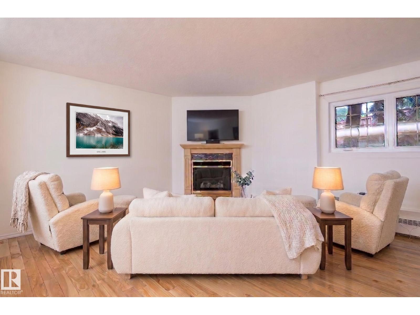 #414 3 PERRON ST — photo 33