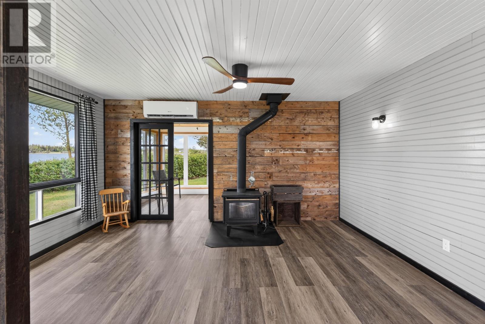 97 Lupin Lane - 25