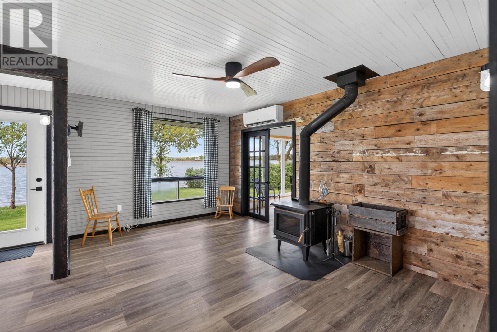97 Lupin Lane - 26