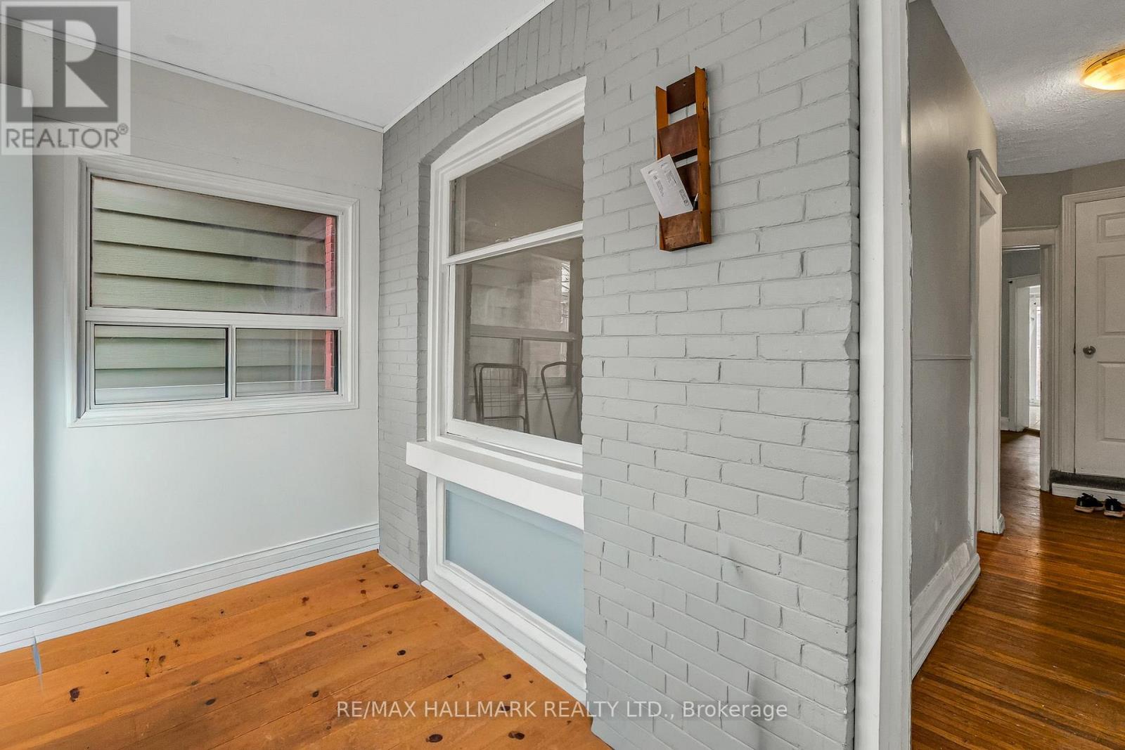 20 KELVIN AVENUE - 10