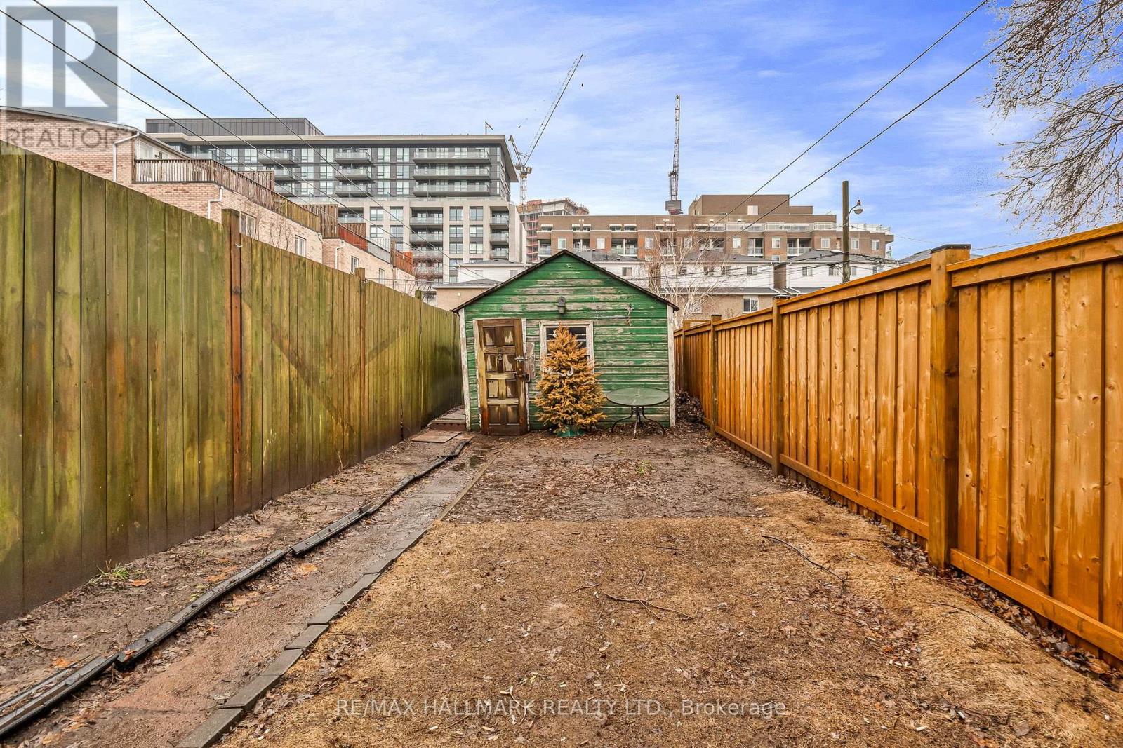 20 KELVIN AVENUE - 23