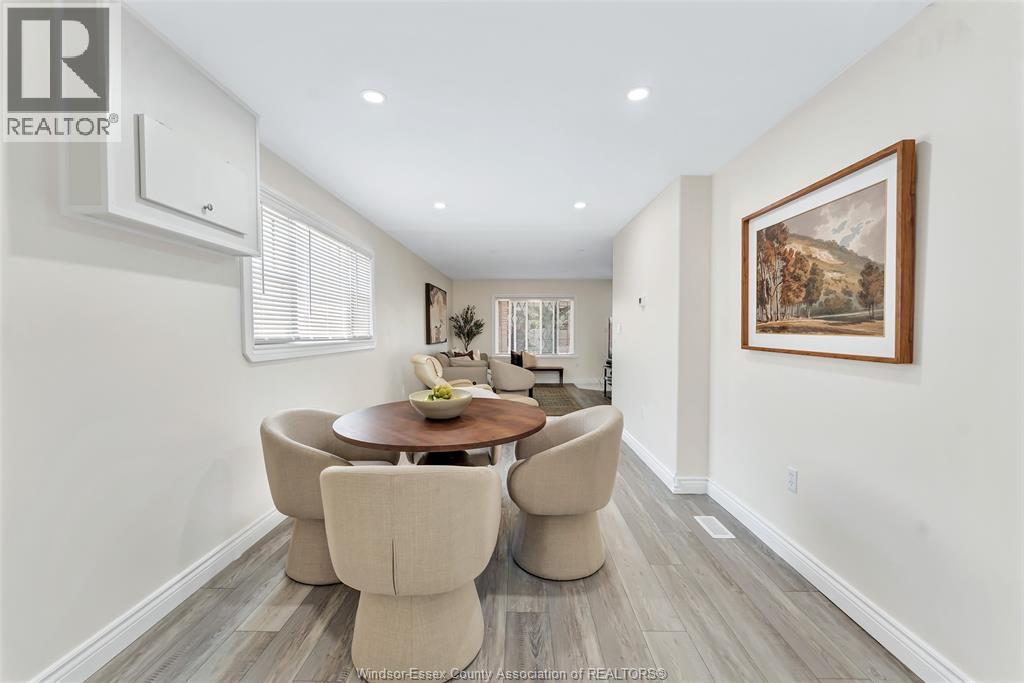 1554 AUBIN ROAD - 18
