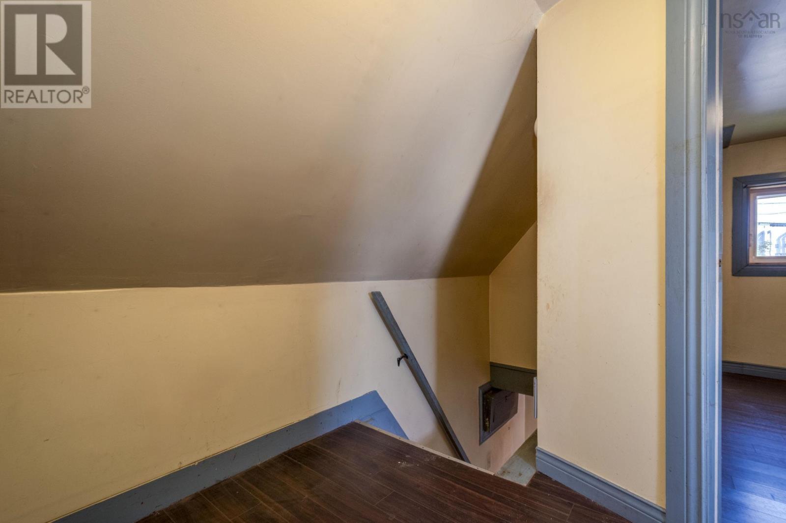 73 St Marys Street - 19