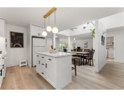372 Cedar Street, Cultus Lake North, Cultus Lake, BC V2R4Z1 Photo 22