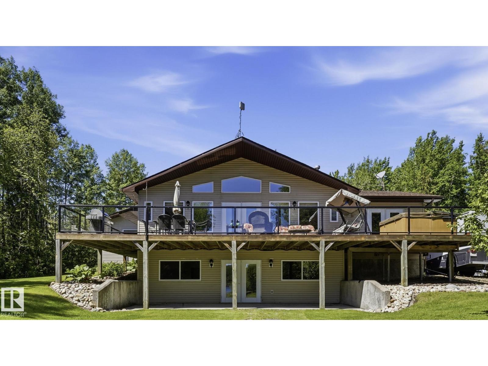 #17 2414 TWP ROAD 522 - 39