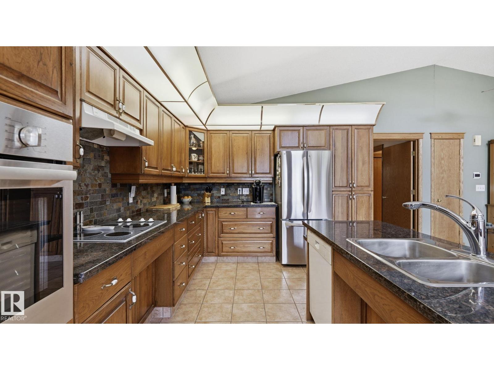 #17 2414 TWP ROAD 522 - 7