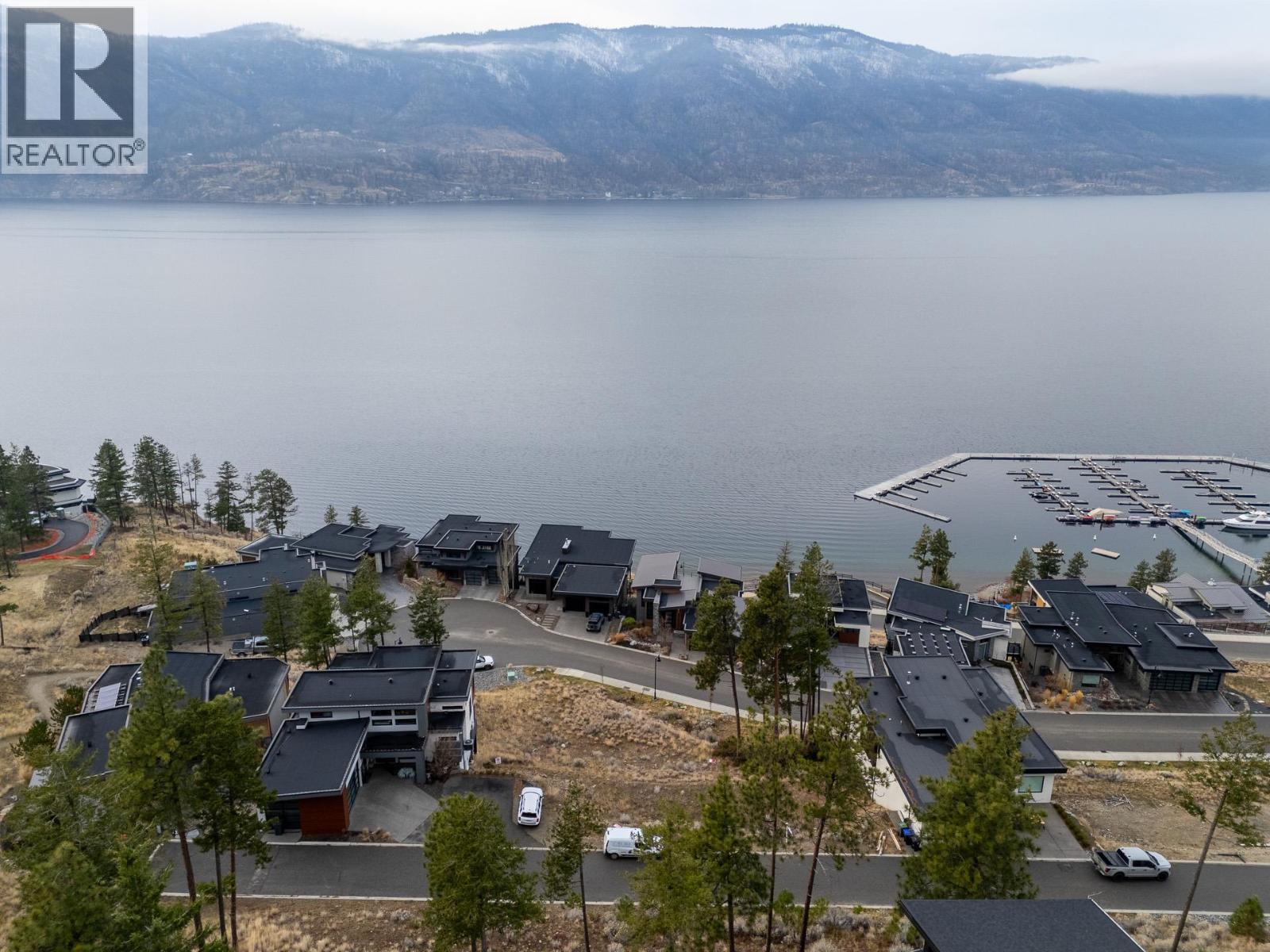  3332 Black Pine Lane, Kelowna