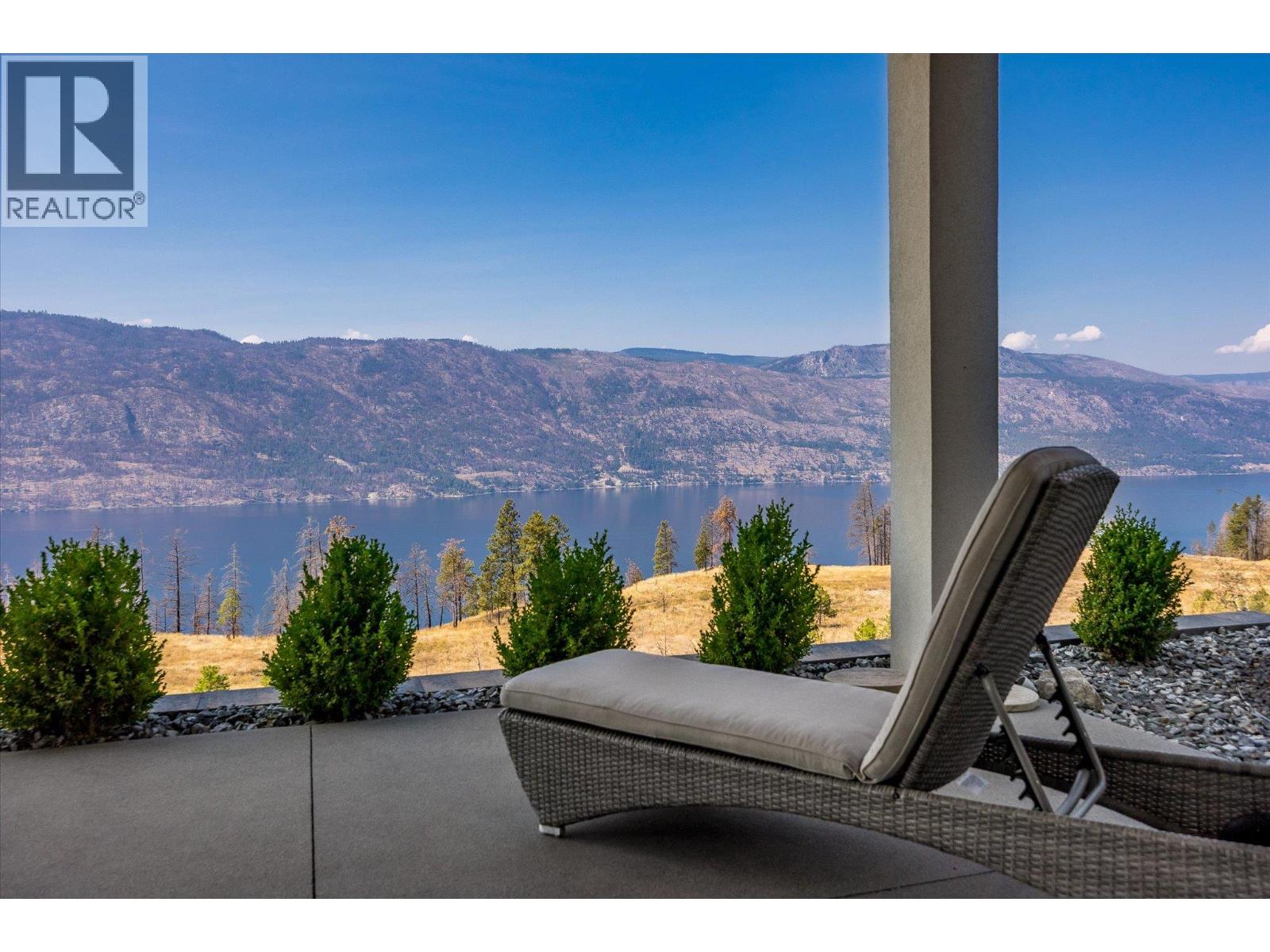 9814 Beacon Hill Crescent - 48