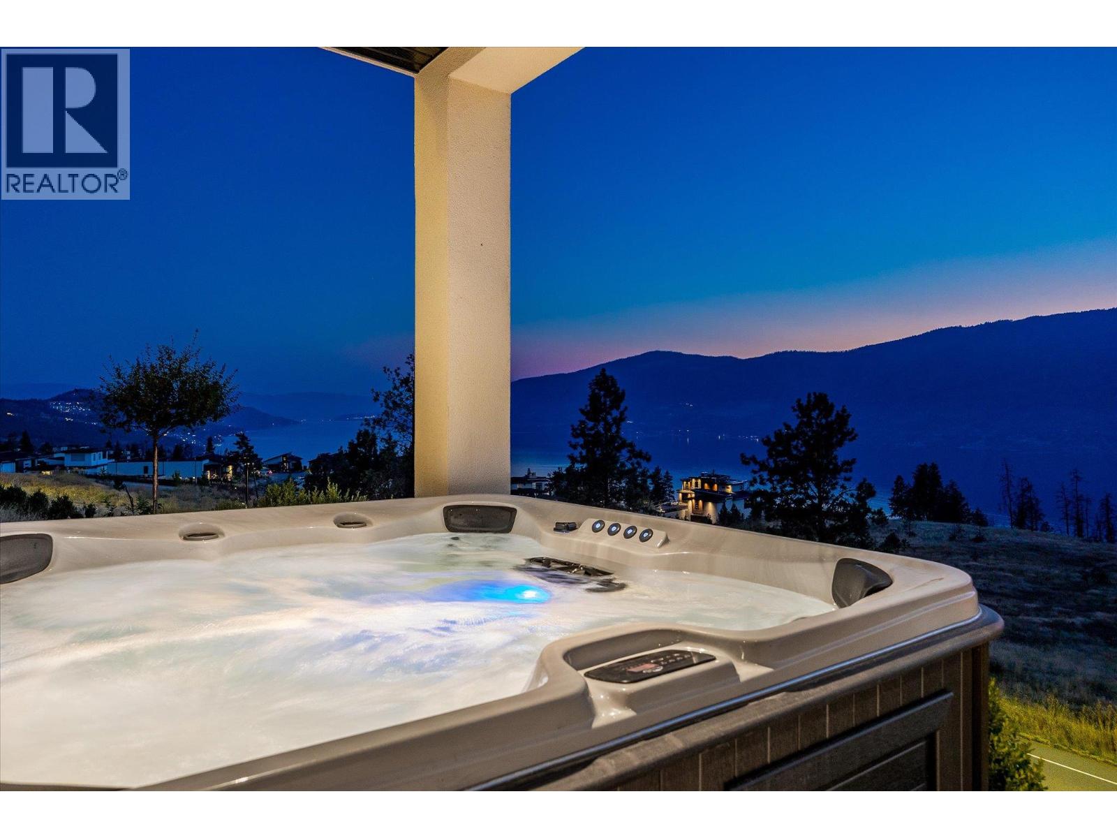  9814 Beacon Hill Crescent, Lake Country