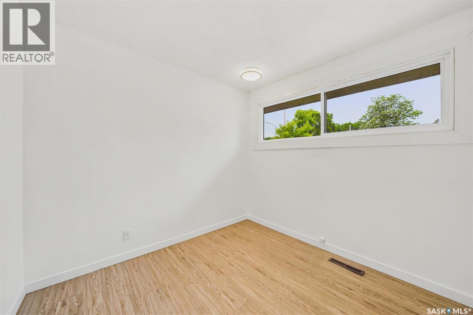 99 Lindsay DRIVE - 18