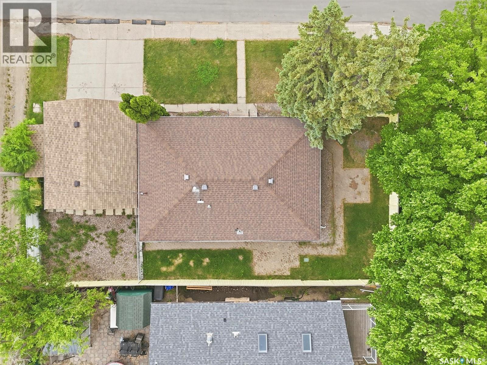 99 Lindsay DRIVE — photo 41