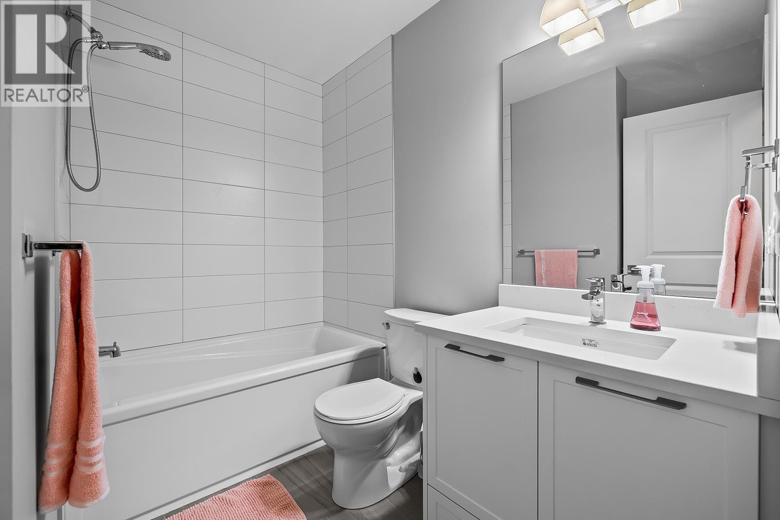 13098 Shoreline Way Unit# 62, Lake Country
