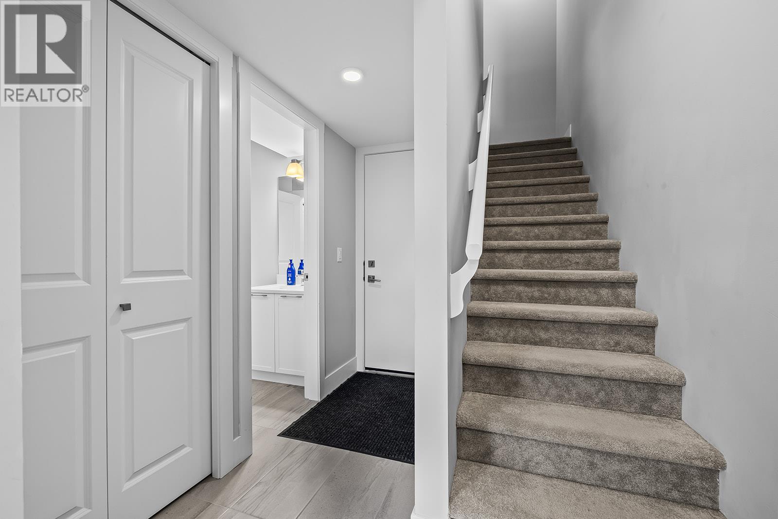 13098 Shoreline Way Unit# 62, Lake Country
