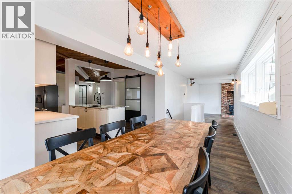 2023 8 Avenue NE — photo 11