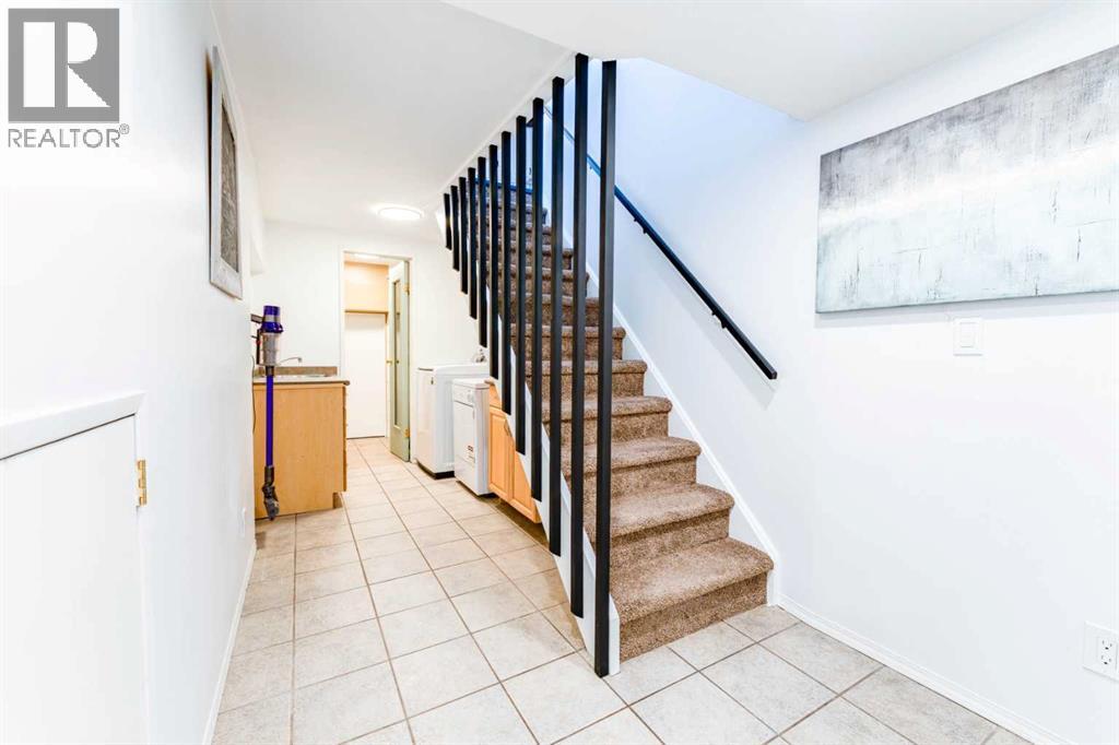 2023 8 Avenue NE — photo 21