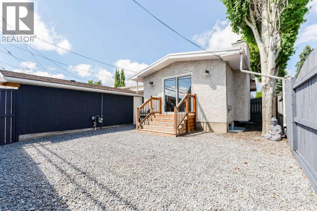 2023 8 Avenue NE — photo 38