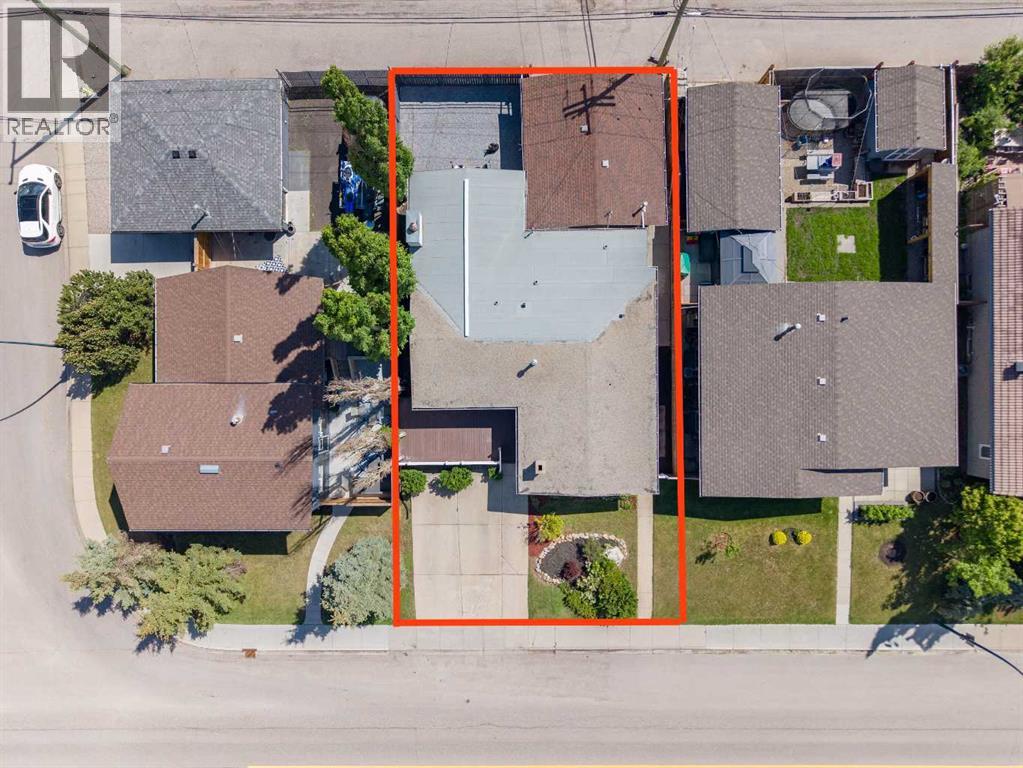 2023 8 Avenue NE — photo 43