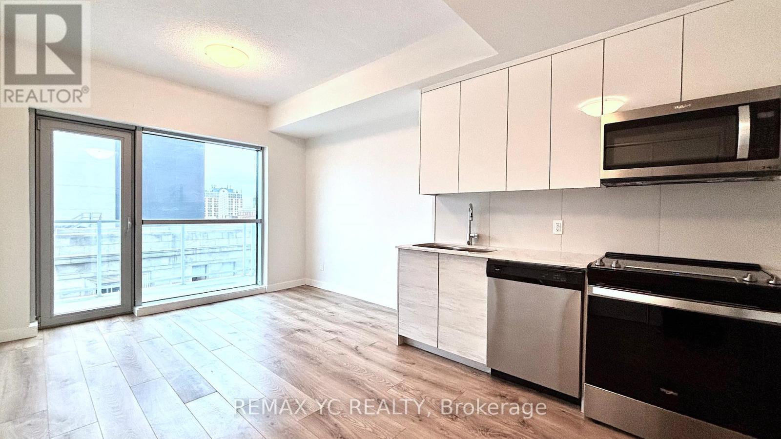 #405 60 FREDERICK STREET - 1