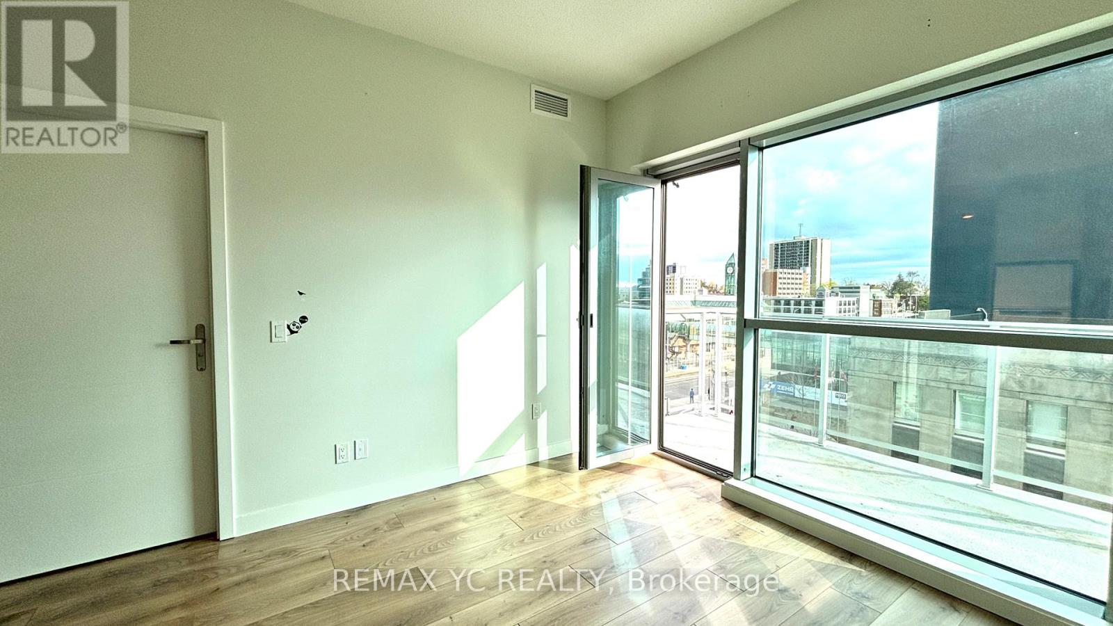 #405 60 FREDERICK STREET - 9