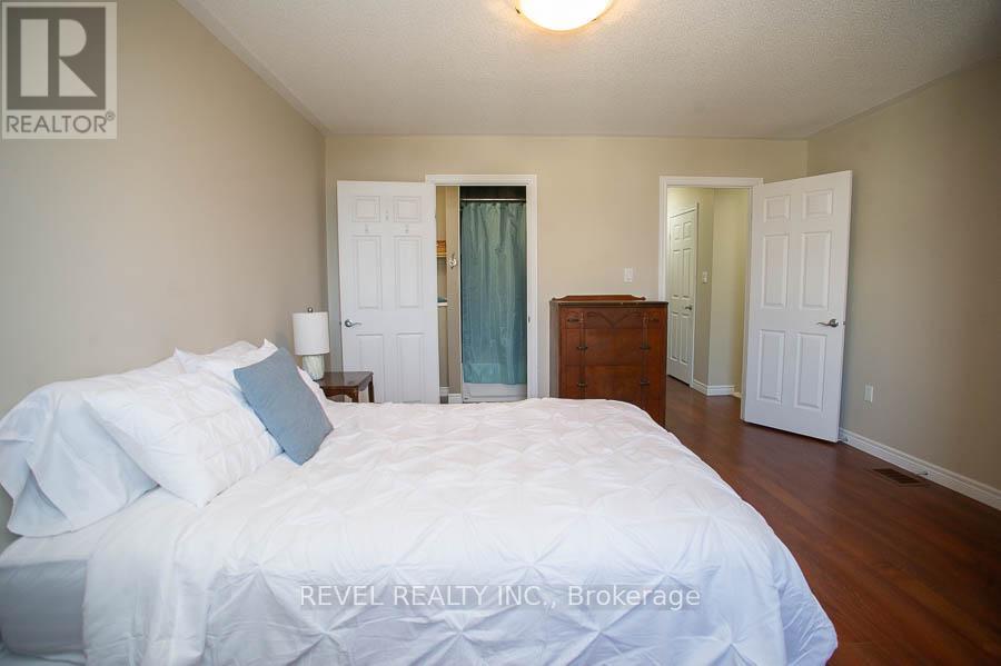 #67 20 MCCONKEY CRESCENT - 13