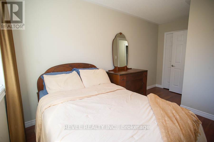 #67 20 MCCONKEY CRESCENT - 17