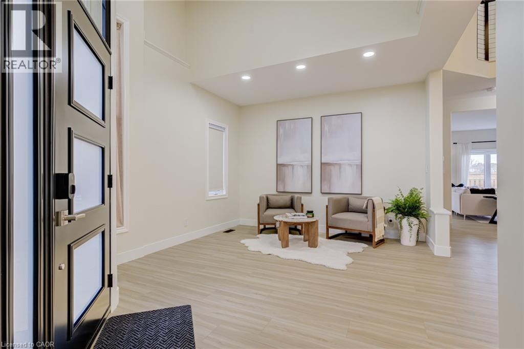 210 HAWKSWOOD Drive - 10