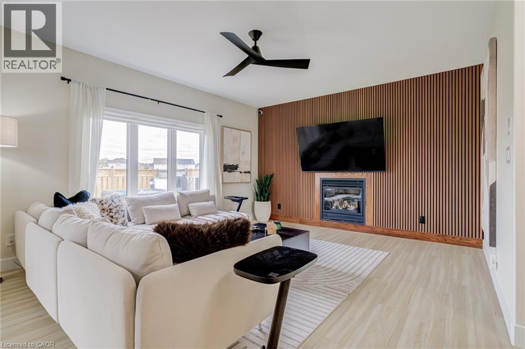 210 HAWKSWOOD Drive - 14