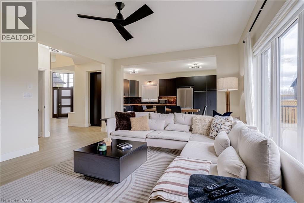210 HAWKSWOOD Drive - 16