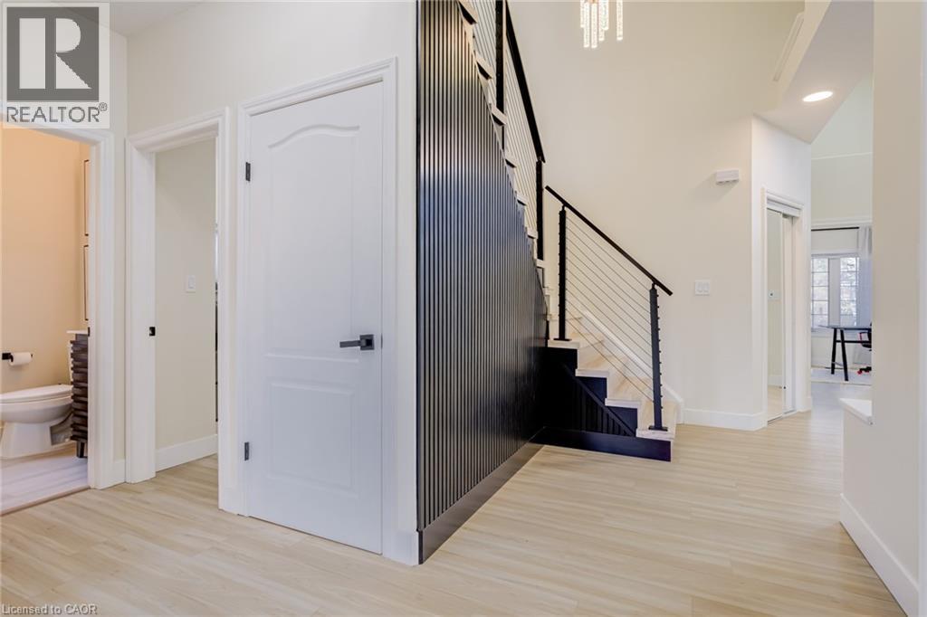 210 HAWKSWOOD Drive - 22