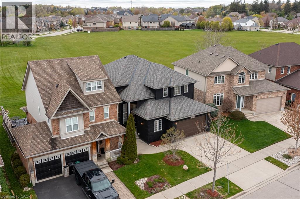 210 HAWKSWOOD Drive - 3