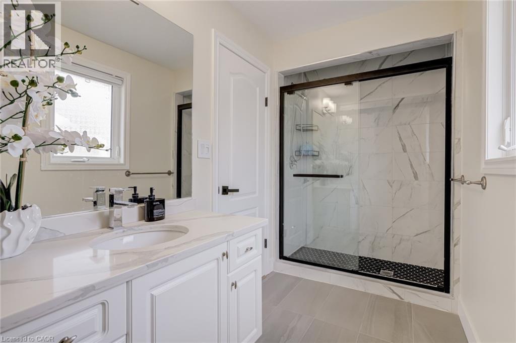 210 HAWKSWOOD Drive - 40