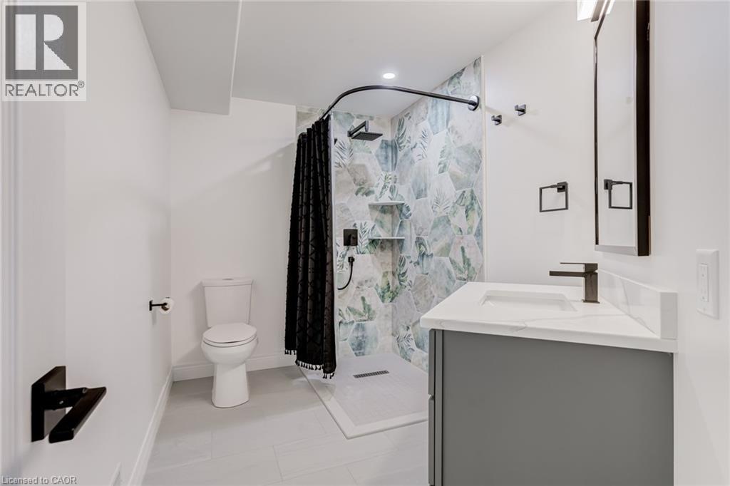 210 HAWKSWOOD Drive - 44