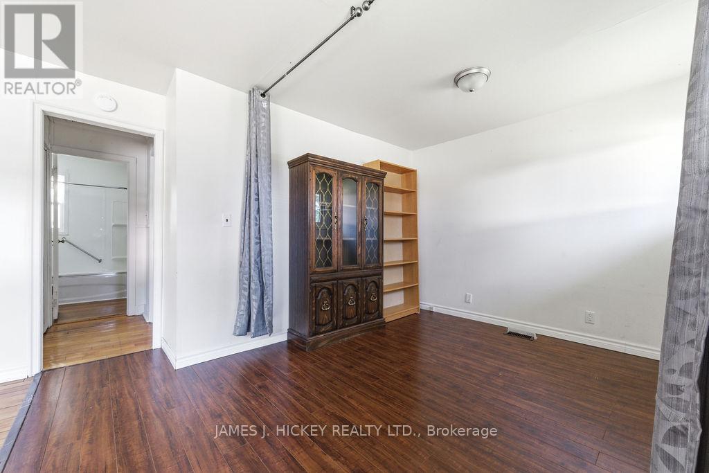 6 HILLCREST AVENUE - 15