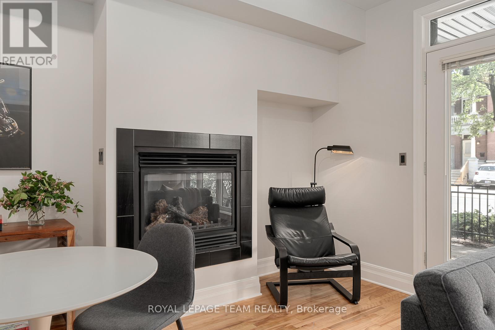 #101 457 MCLEOD STREET - 10