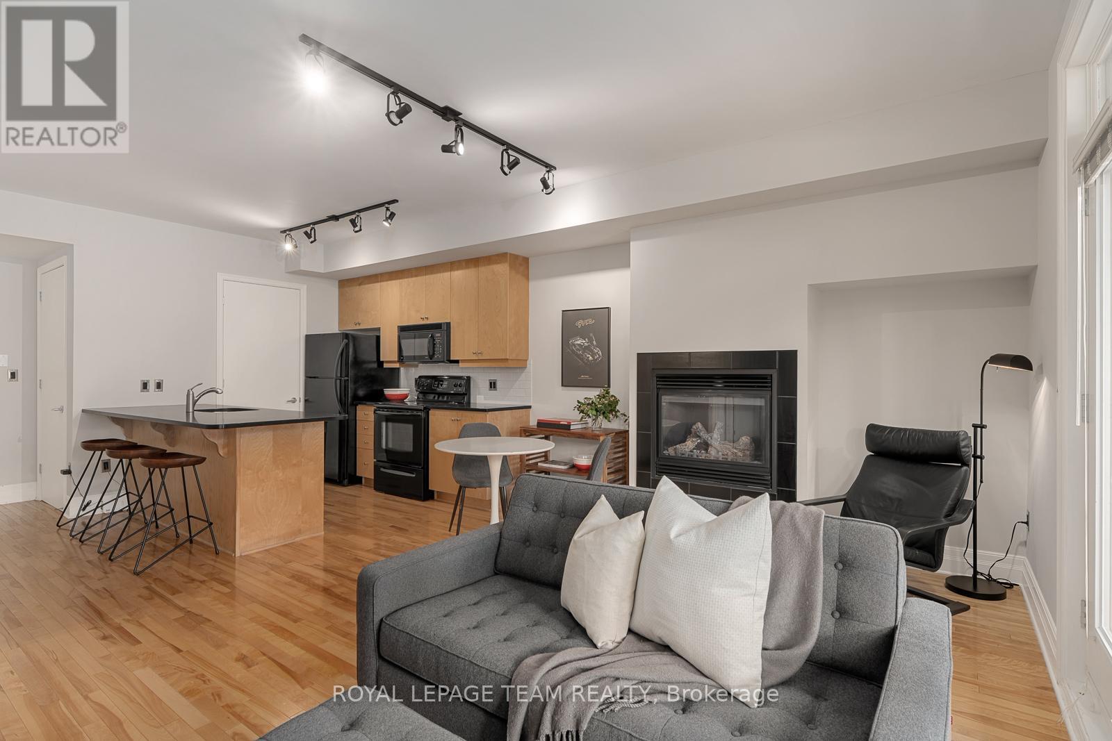 #101 457 MCLEOD STREET - 15