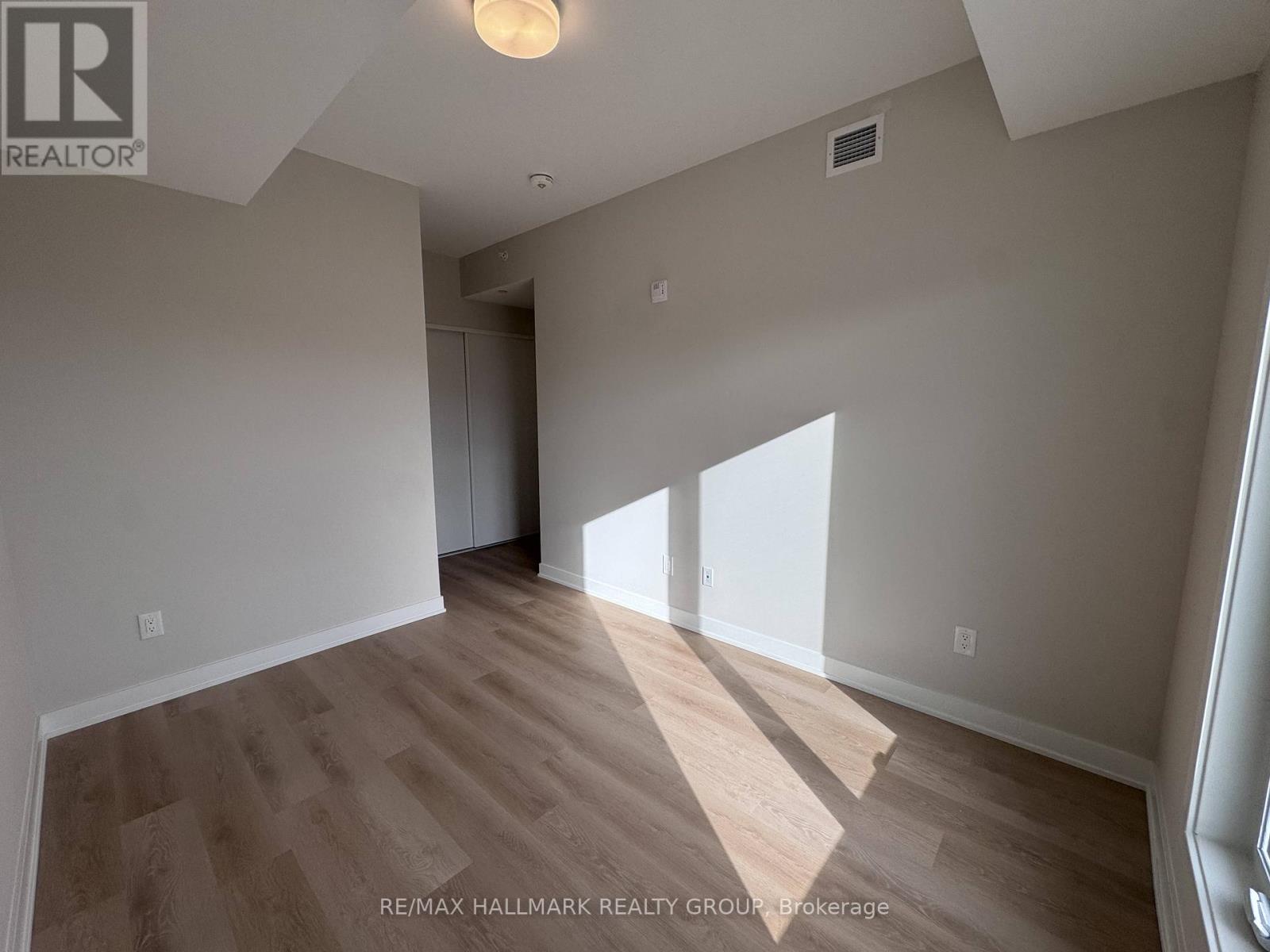 2 Bed, 2 Bath Apartment for Rent in Ottawa – 302 – 2370 TENTH LINE ROAD, Ottawa – MLS# X13420828 - Image 6