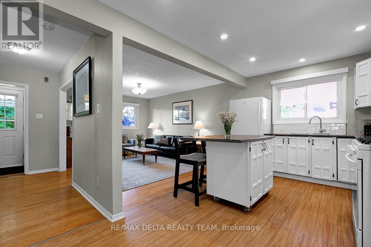 478 LAWSON AVENUE - 13