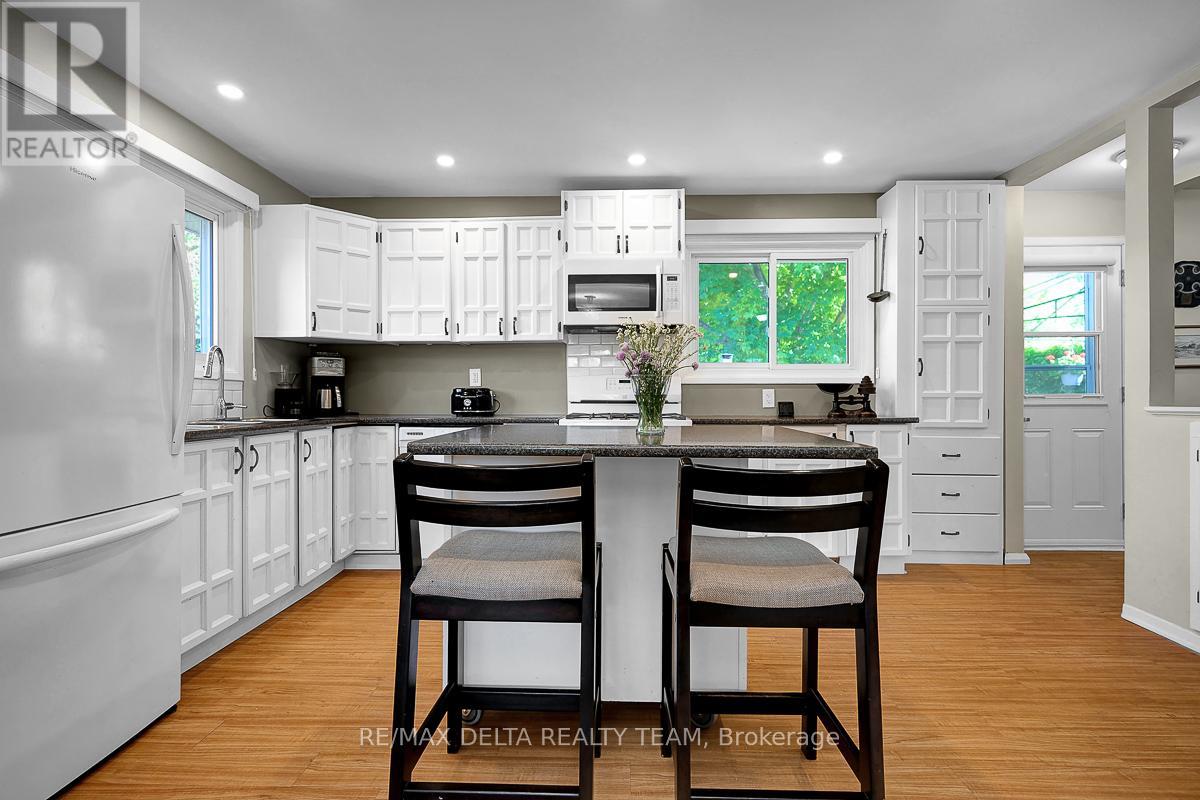 478 LAWSON AVENUE - 17